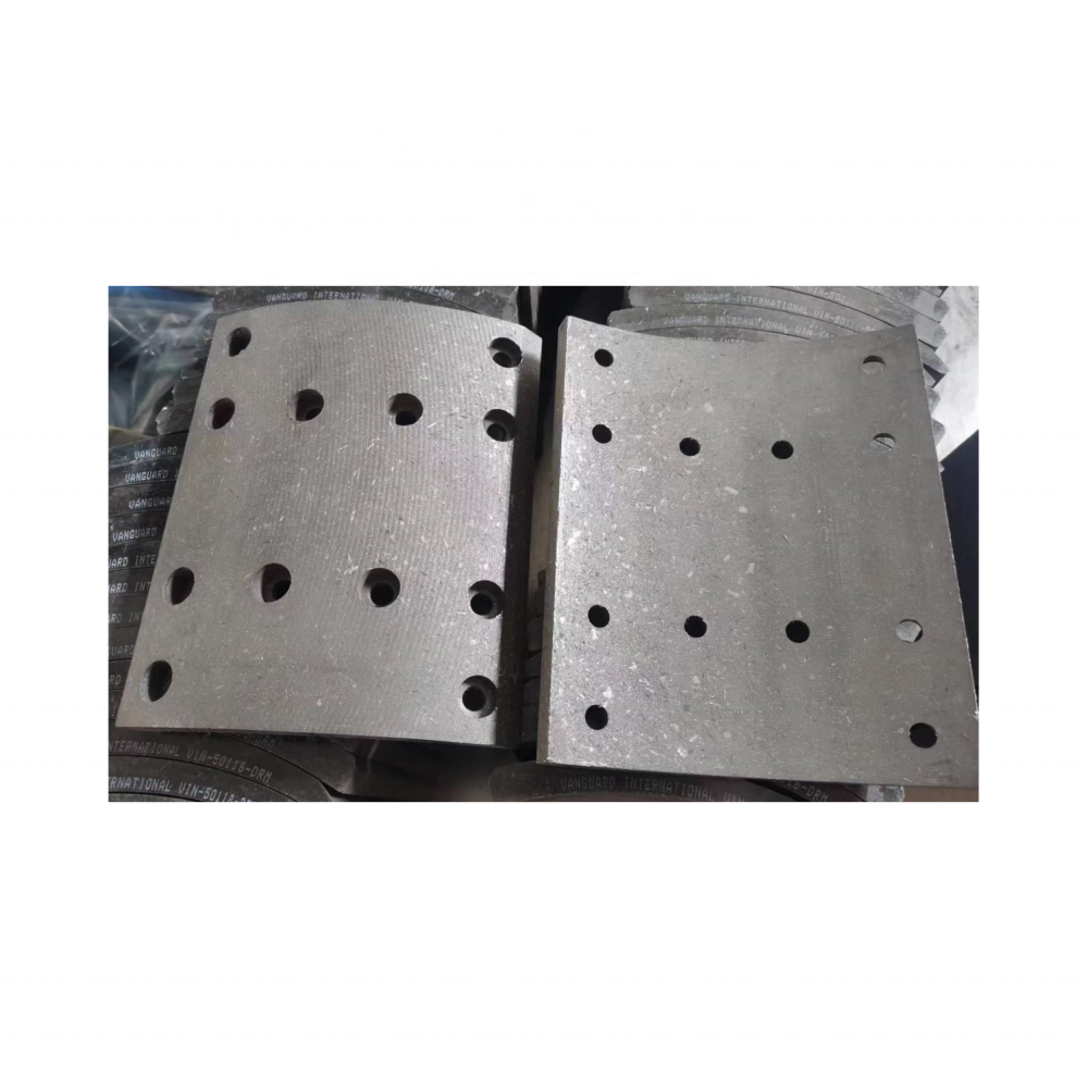 SINOTRUK Howo Brake Linings WG9761450118 / WG9761450119 SINOTRUK HOWO E7 371 Truck Brake Shoe Liner